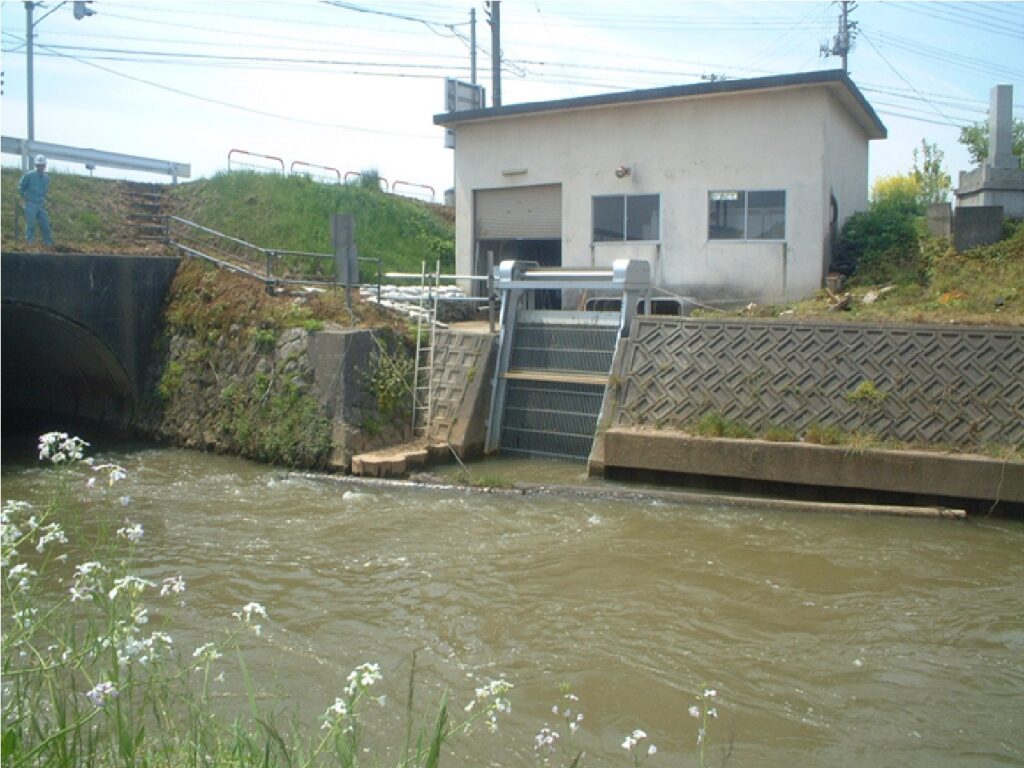 双川橋揚水機場除塵機